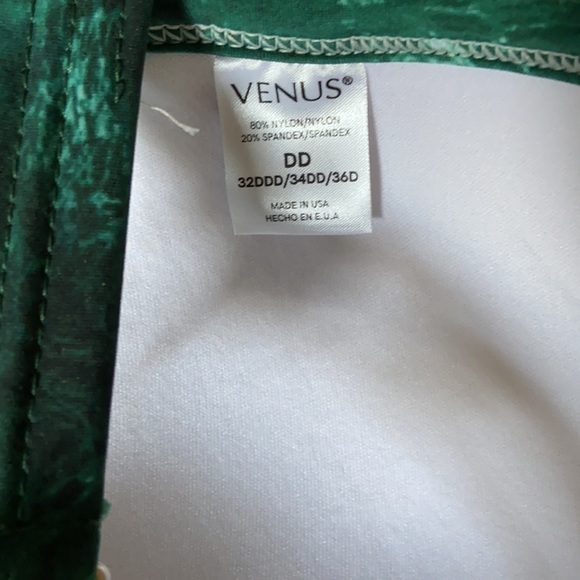 Venus enhancer top 32DDD/34DD/36D - Picture 3 of 3
